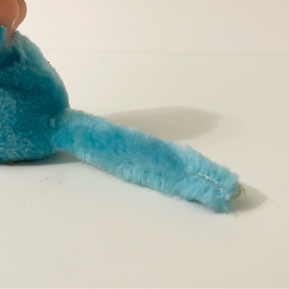 Vintage Monchichi Finger Hugger Monkey Mini Toy Canada Hat - Picture 10 of 16